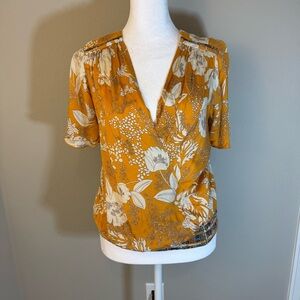 Tiny brand Floral V-Neck Mustard Top